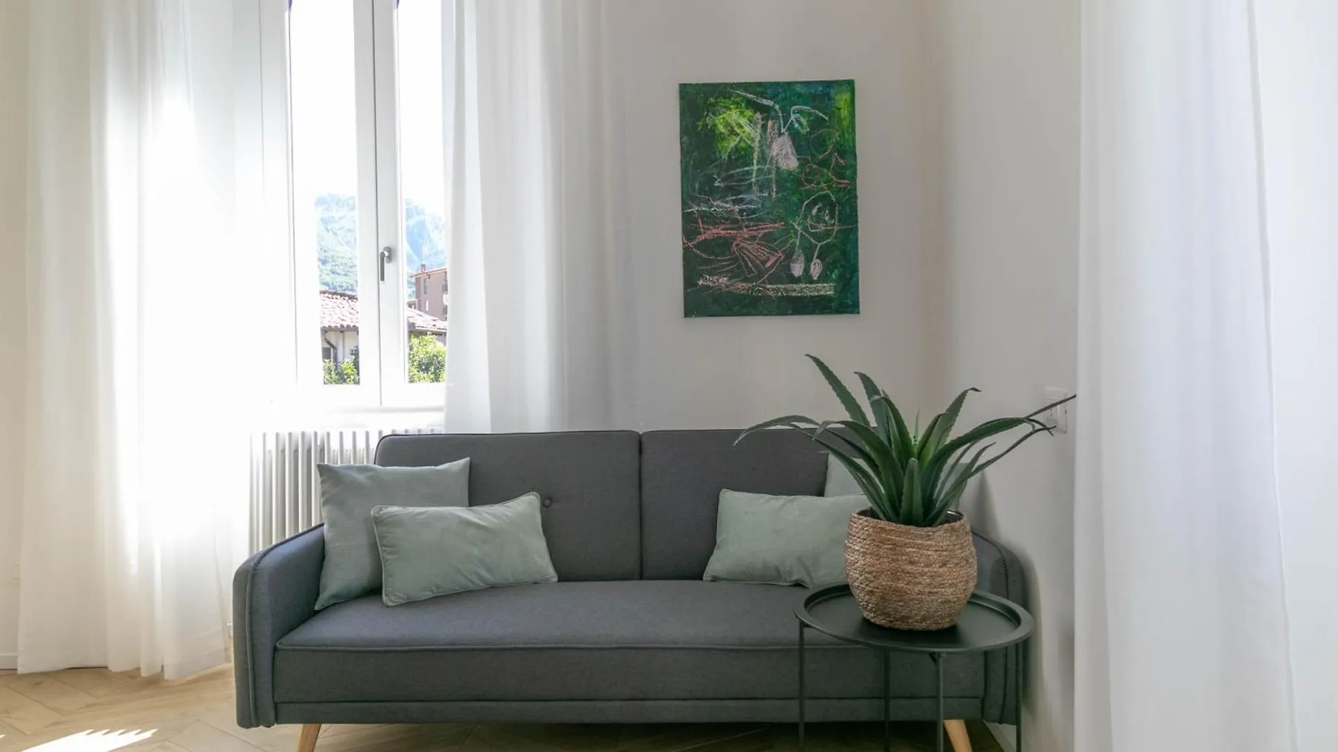 Welcomely - Lake River Apartment Lecco 0*,  Italy
