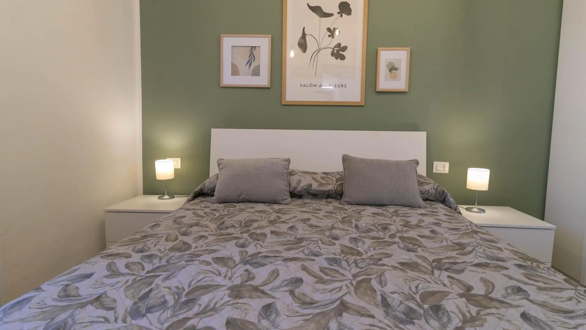 Welcomely - Lake River Apartment Lecco