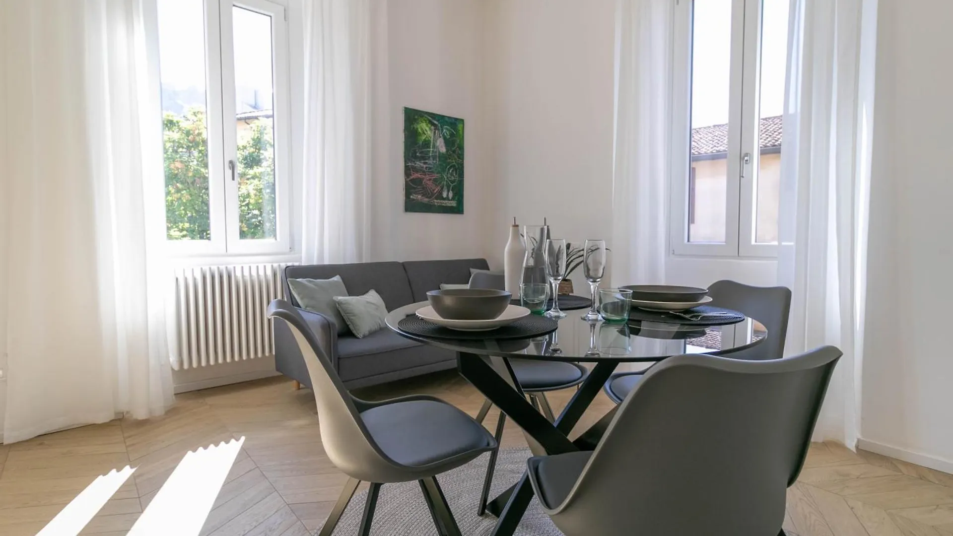 Welcomely - Lake River Apartment Lecco Italy