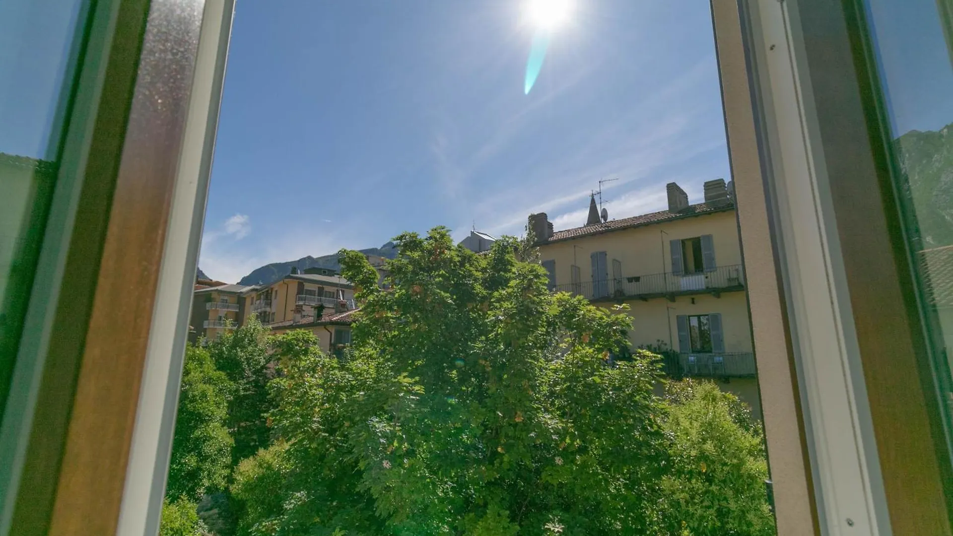 Welcomely - Lake River Apartment Lecco Italia